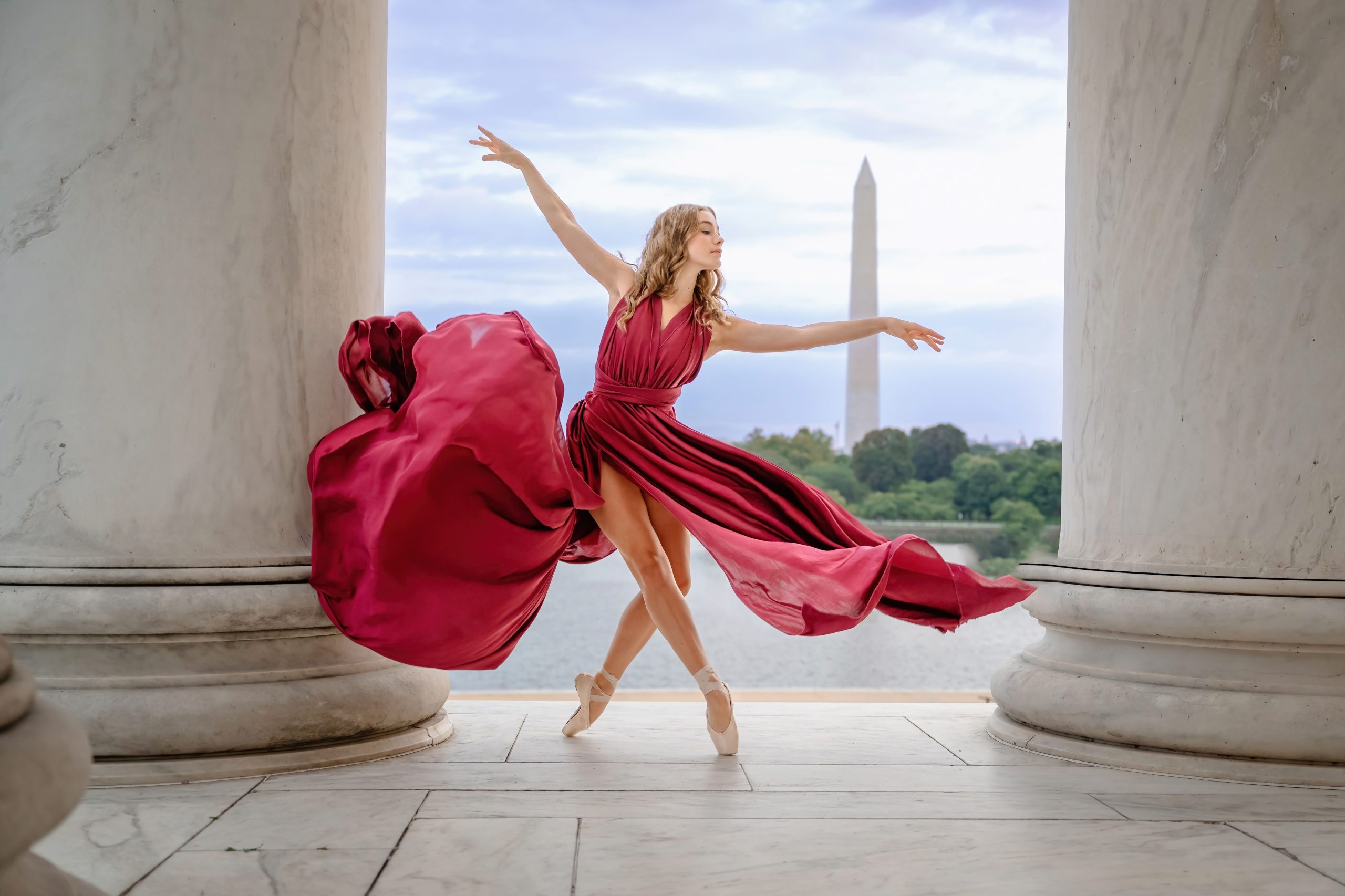 R-Class pointe shoes are now in the United States. Dancer in Washington DC wearing russian pointe shoes.